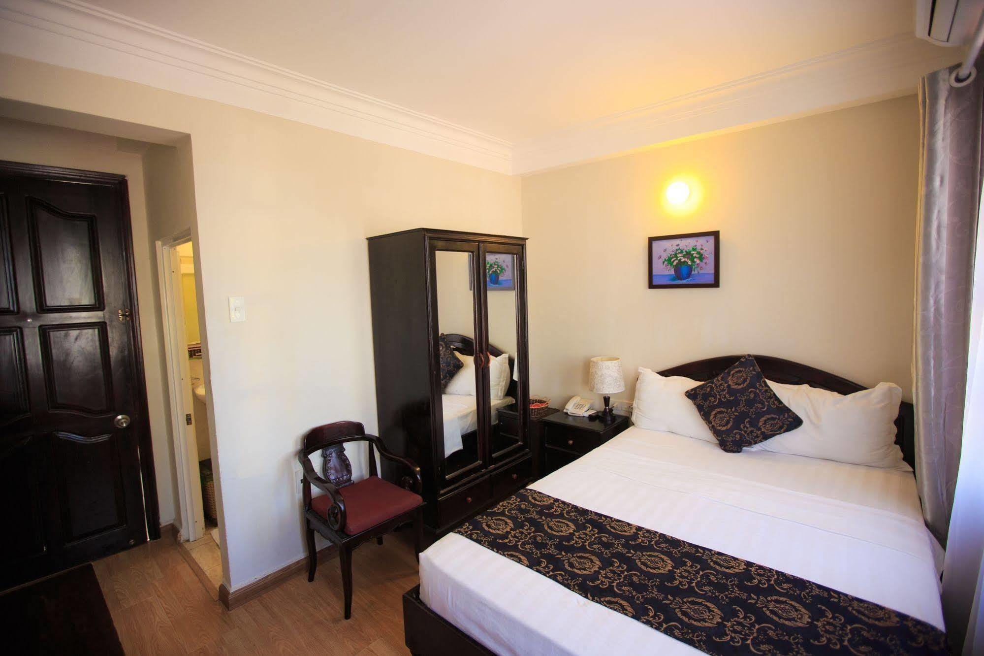 Pho Bien Hotel Nha Trang Kültér fotó